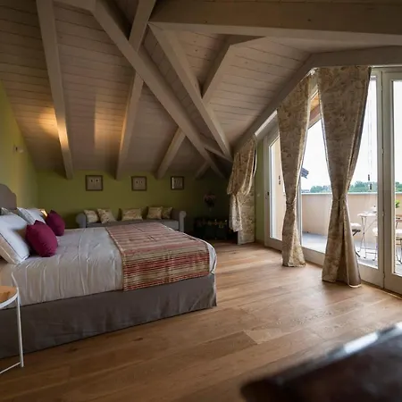 Casa San Grato Hébergement de vacances Monteu Roero